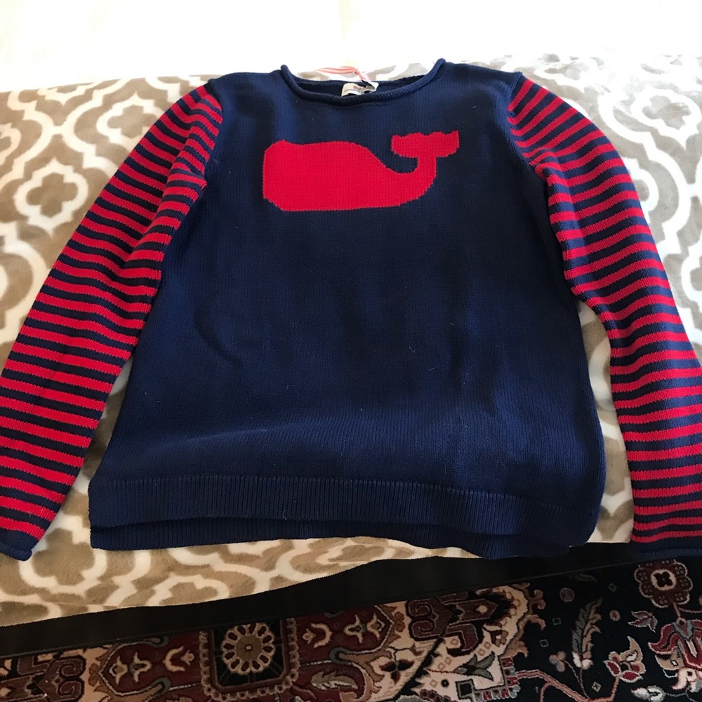 Girls vineyard vines size large 11/12 sweater